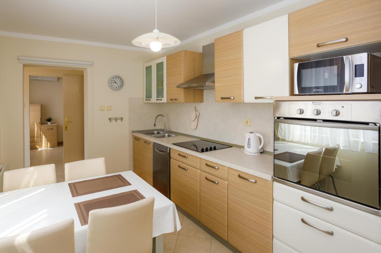 Apartment Franolic Veglia Exterior foto